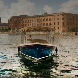 Luxury Duffy boat for 8 people